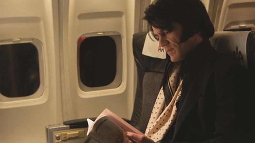 Elvis &amp; Nixon