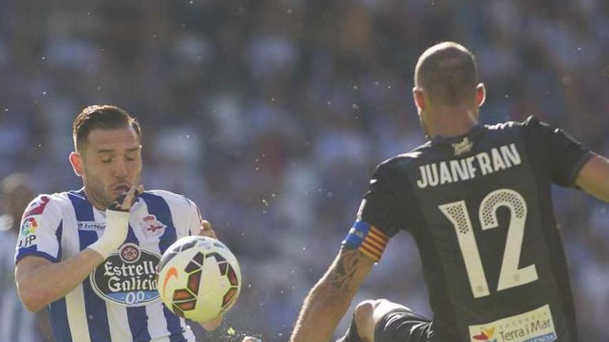 Encuentro de Liga entre el Deportivo y el Levante.