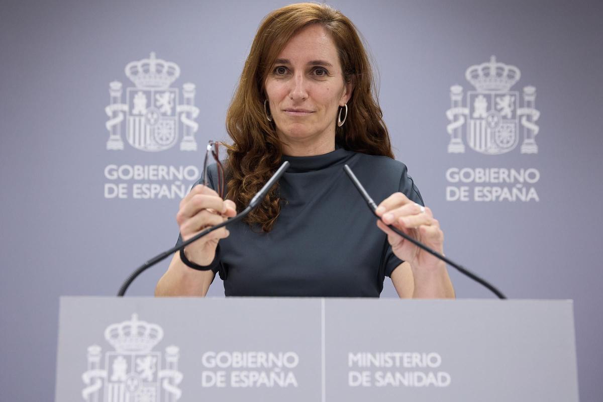 La ministra de Sanidad, Mónica García.