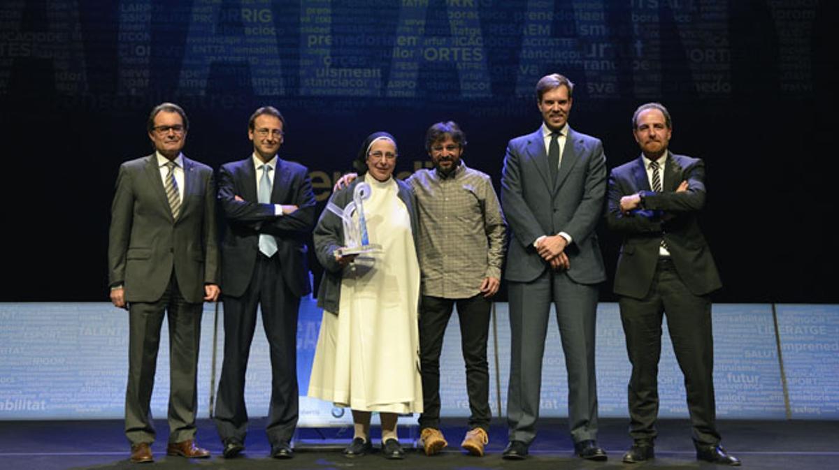 Arribada de personalitats al premi Català de l’Any 2014 al TNC.