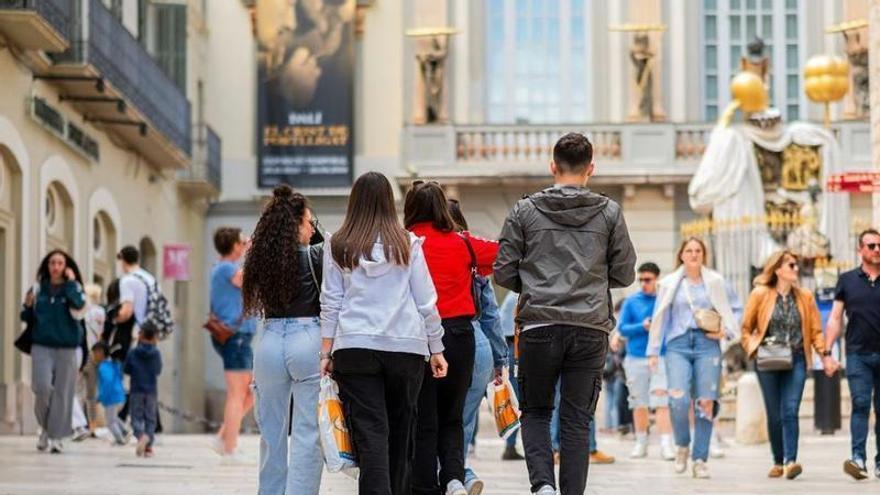 Figueres amplia a 140 els comerços adherits a la nova campanya dels vals de descomptes per fomentar el comerç local