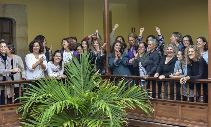 06/11/2018 LAS PALMAS DE GRAN CANARIA.  Presentación de la Asociación de Mujeres Canarias de la Comunicación 'Vivas'. FOTO: J. PÉREZ CURBELO  | 06/11/2018 | Fotógrafo: José Pérez Curbelo