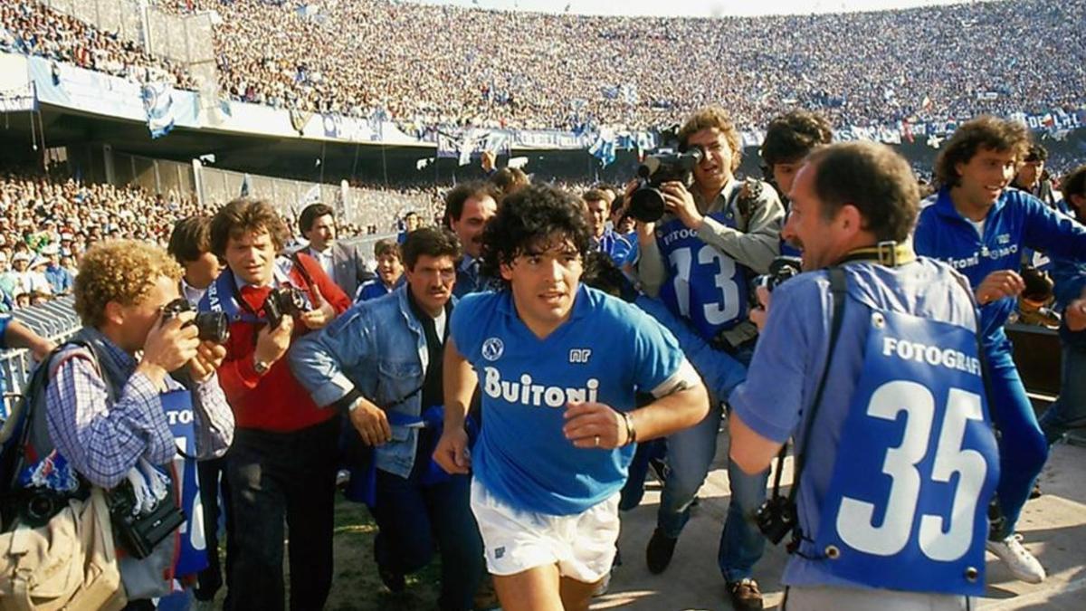 El documental de Diego Maradona se expone en Cannes con éxito