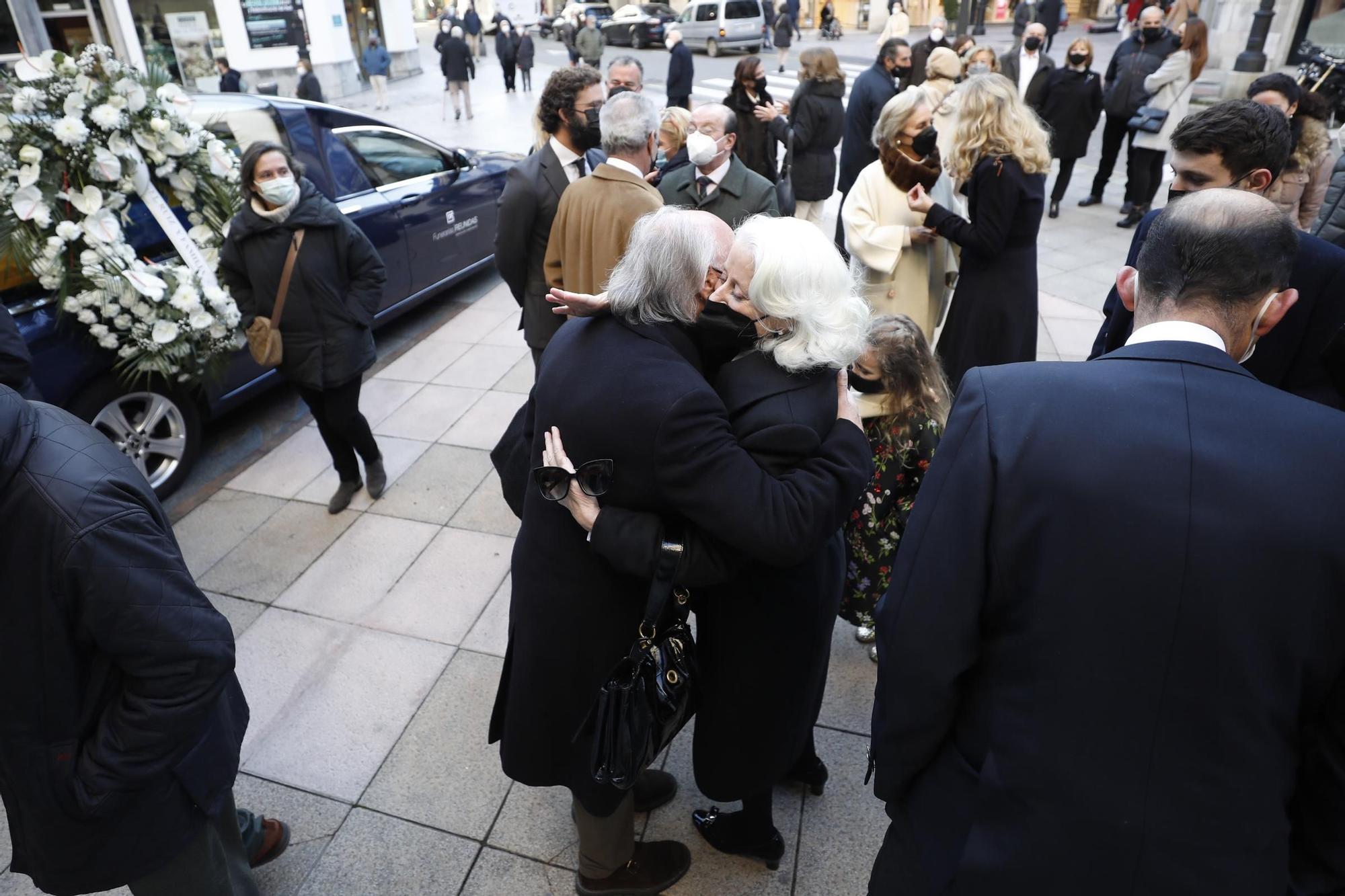 Oviedo despide al banquero Ignacio Herrero Álvarez en un emotivo funeral