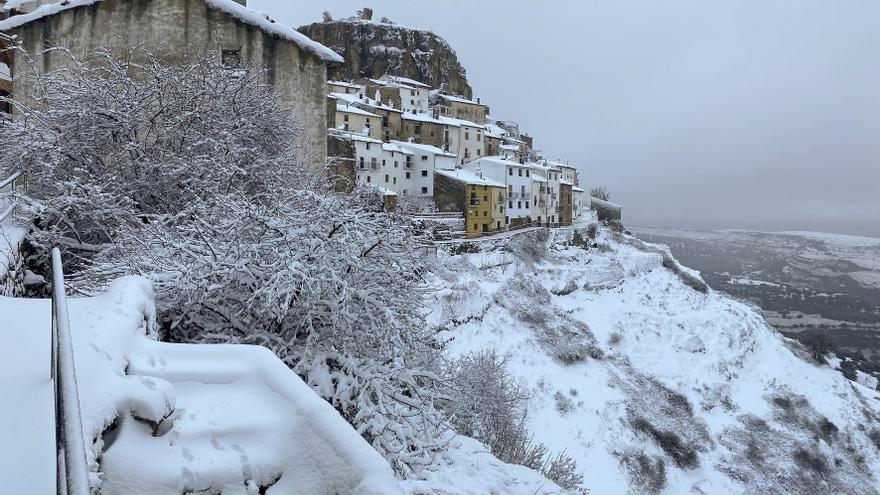 La Comunitat, cubierta de lluvia y nieve por el temporal