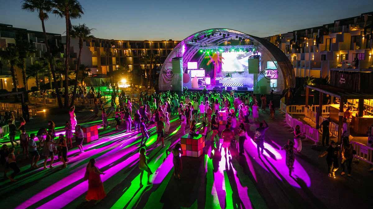 Prueba piloto: Ibiza vuelve a bailar