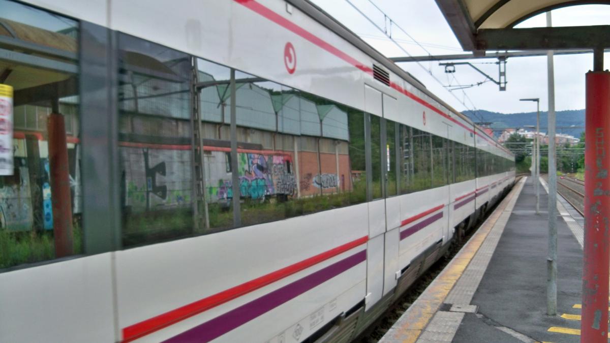 Tren de Renfe Cercanías Bilbao