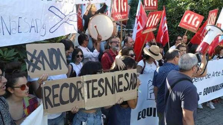 Protesta de la ESAD, la semana pasada, ante Educación. // X. Álvarez