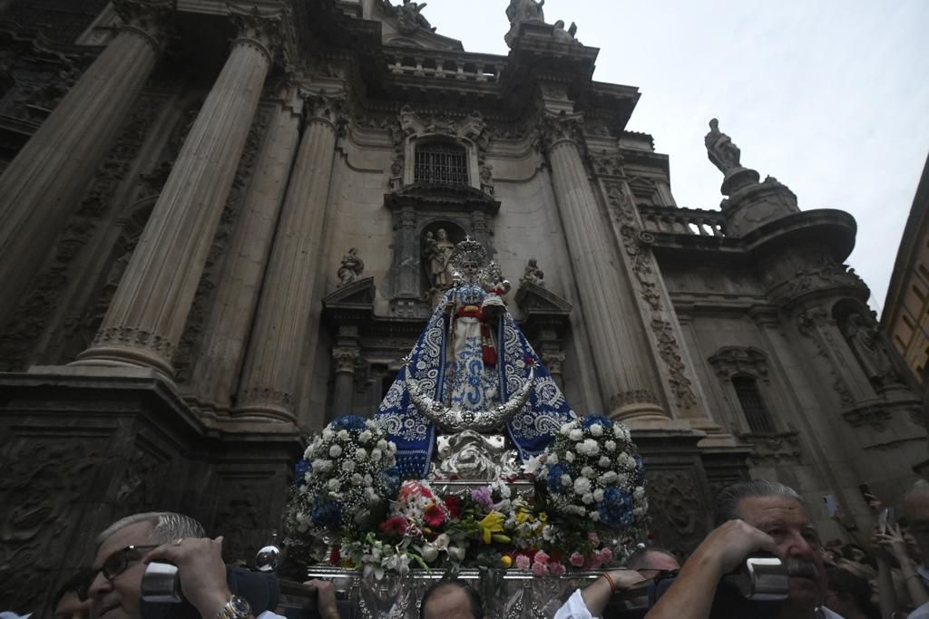 Romería de Murcia: ambiente previo y salida de la Fuensanta de la Catedral