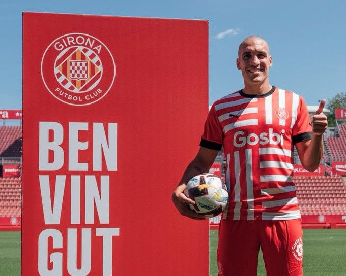 Oriol Romeu, en Montilivi durante su presentación oficial.