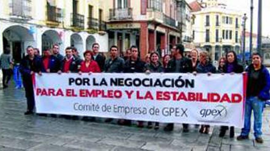 Trabajadores de Gpex denuncian irregularidades en la contratación