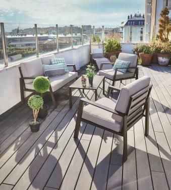 Muebles de jardín de Carrefour: conjunto de mesa de café, sofá y sillones en aluminio.