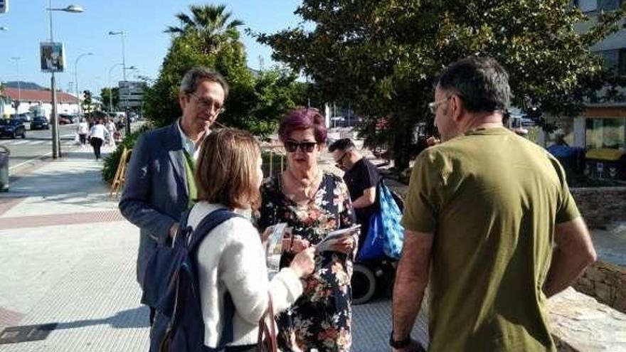 Luis Rei y Teresa Casal, en Eduardo Pondal. // Fdv