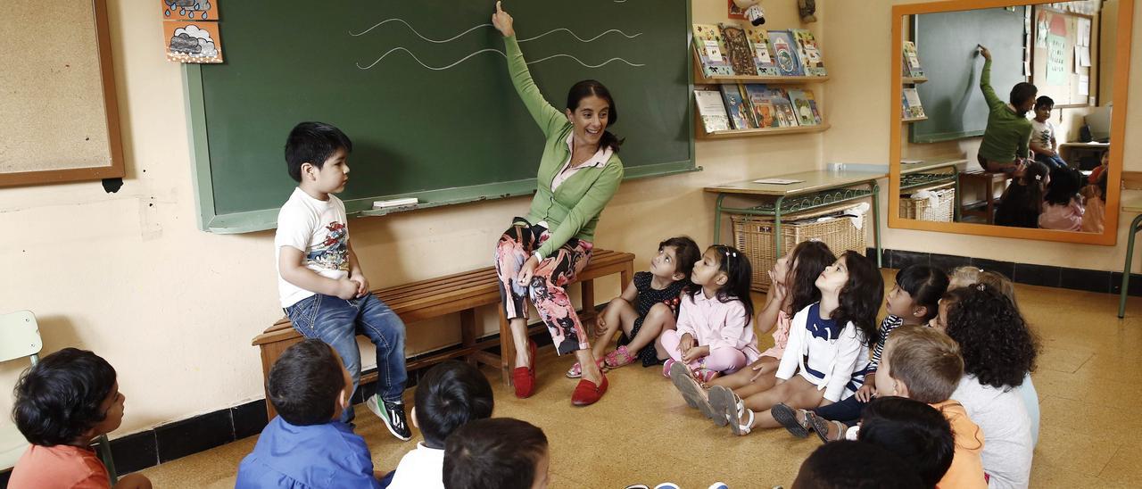 Las aulas esperan al alumnado el día 12 de septiembre