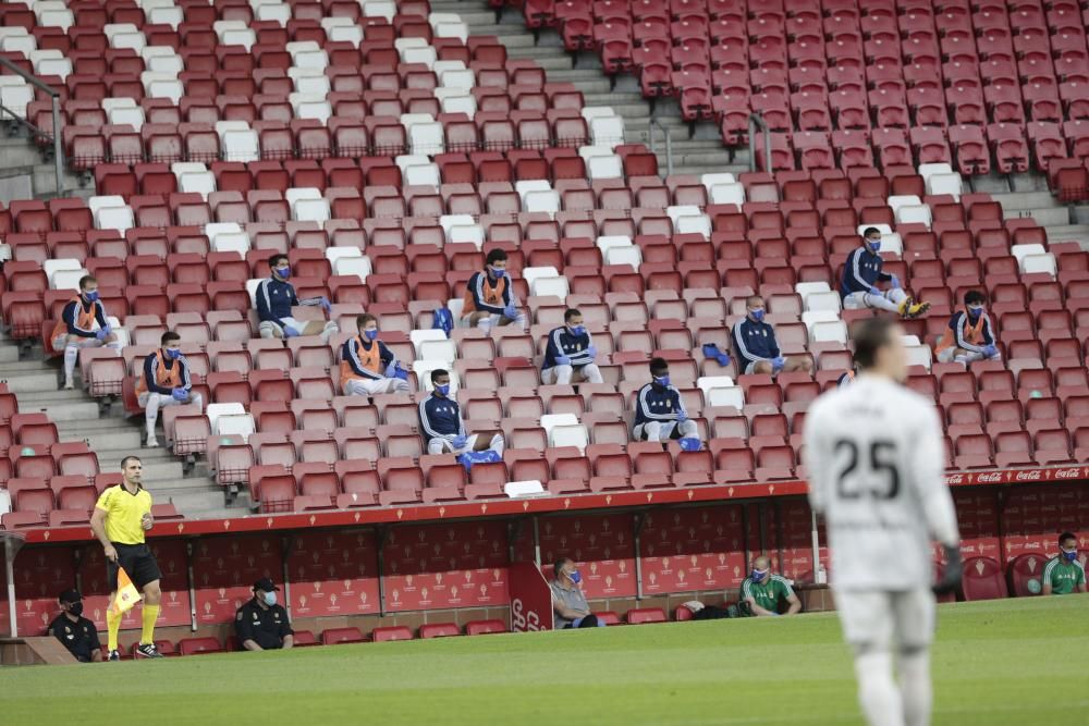 Fútbol: Así fue el Sporting-Oviedo disputado en El Molinón