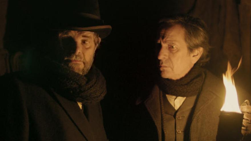 Dos personajes de la película en una de las escenas rodadas en Tierra del Fuego.