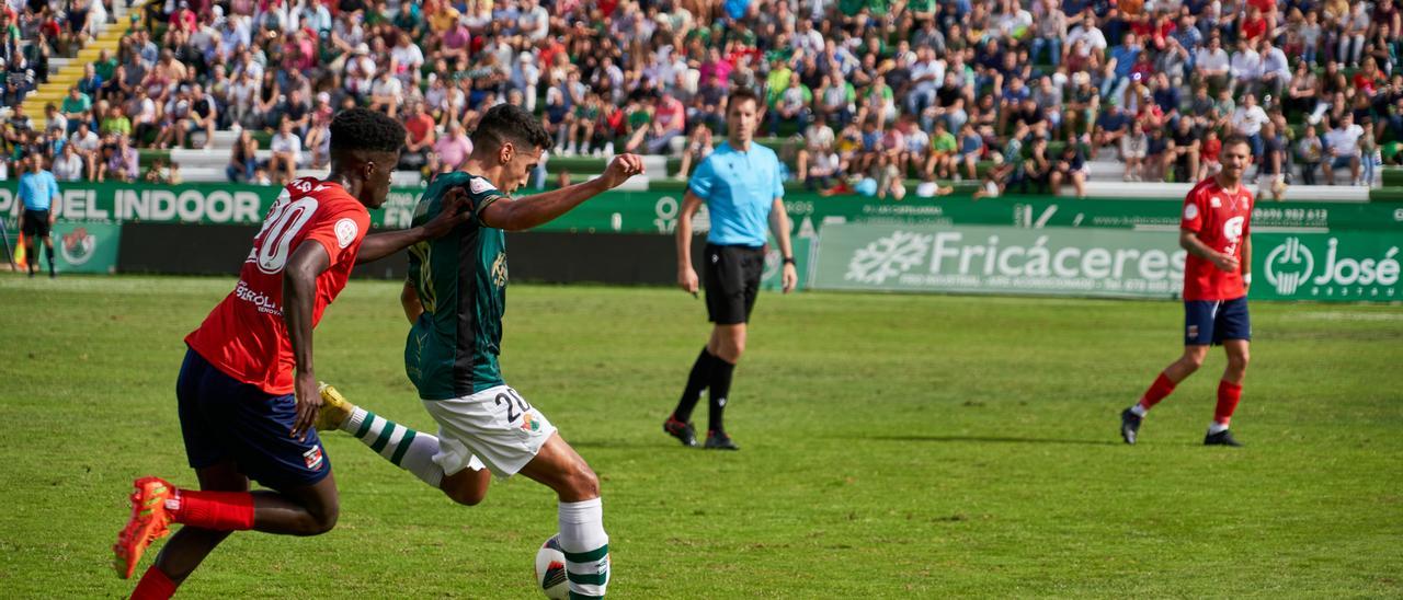 Derbi Cacereño-Diocesano. Los clubs esperan no coincidir en los días de Copa.