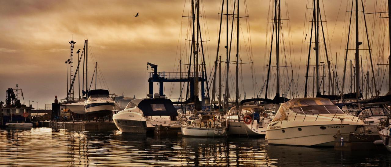 Vista del puerto deportivo de Canet