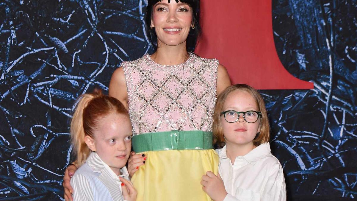 Lilly Allen con sus dos hijas