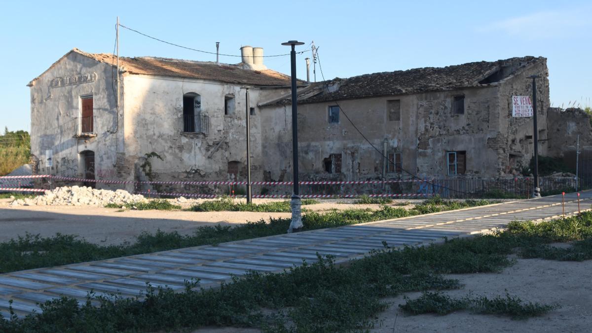 El Molino del Batán forma parte del conjunto monumental de Monteagudo junto a la Torre del Moro.