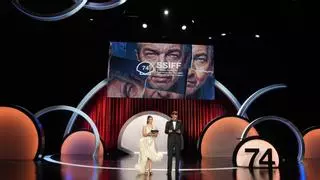 Concha de Oro para Mike Leigh: San Sebastián se rinde al maestro del cine social