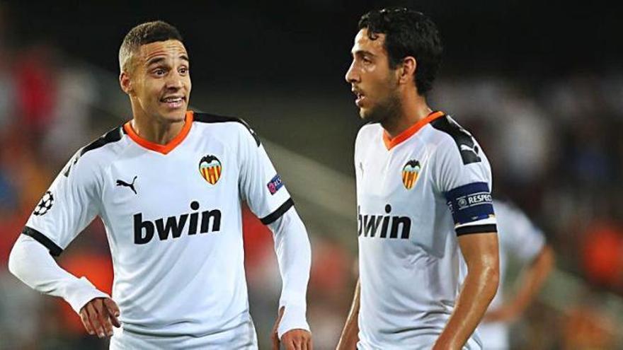 Dani Parejo y Rorigo Moreno, en un partido con el Valencia CF