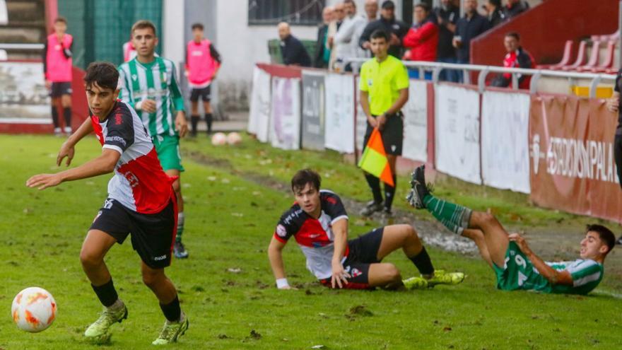 El Arosa consigue su primera victoria en la liga