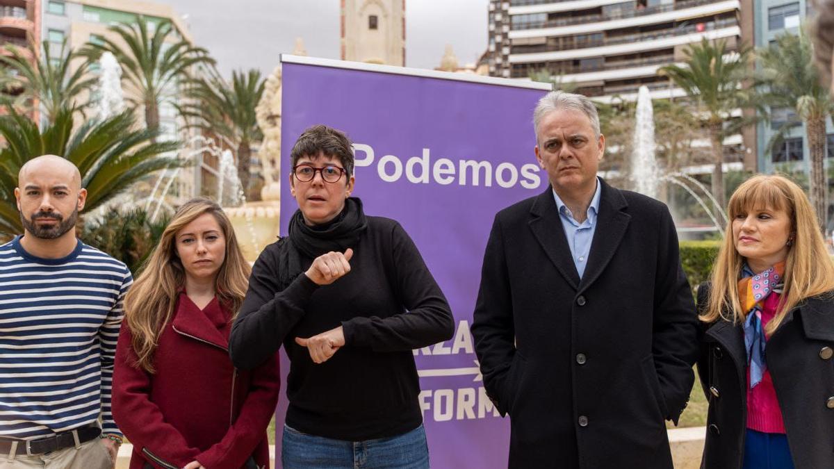 Los representantes de Podem, este viernes, en Alicante