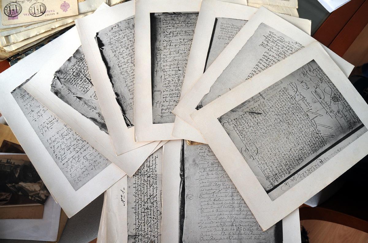Documentos sobre el origen gallego de Colón. Documentos sobre el origen gallego de Colón.
