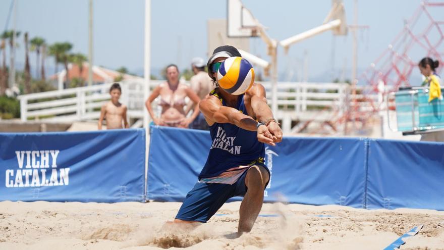 Kamenov-Tovar y Bonet-Gase, campeones del Circuito &#039;Vichy Catalan&#039; Mediterranean Beach Volley de Oliva