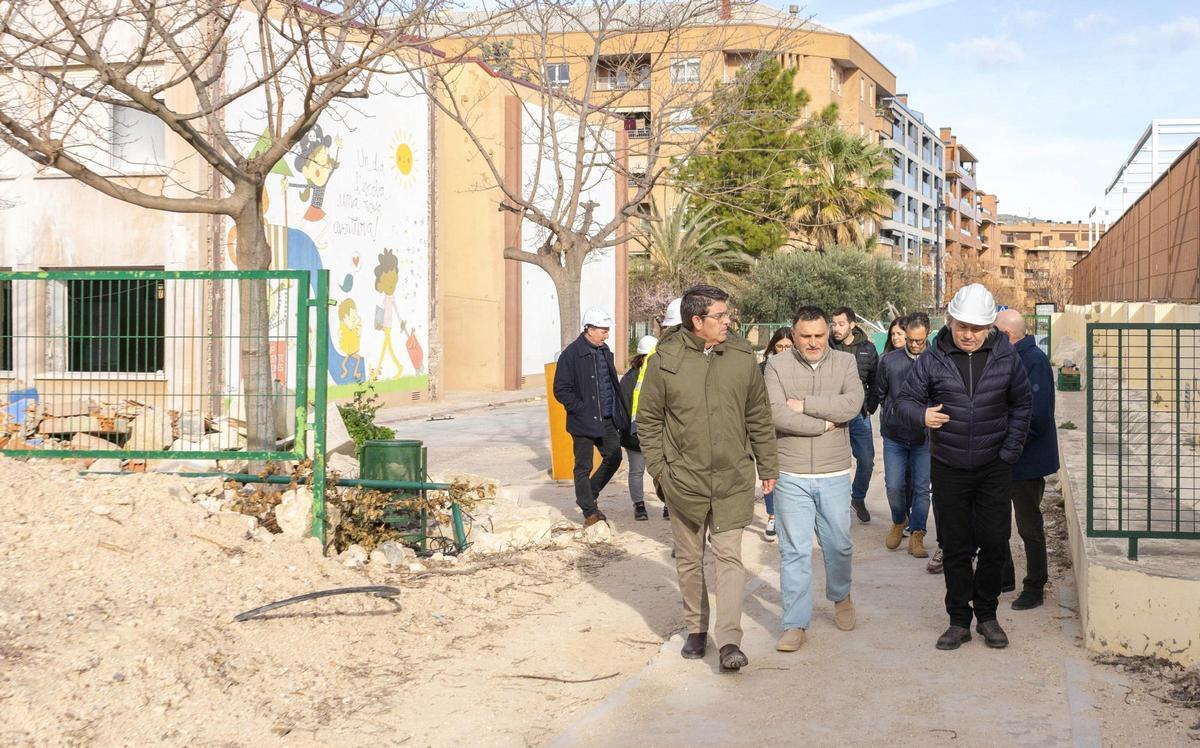 Visita institucional a las obras del CEIP Vicent Gironés en Ontinyent.