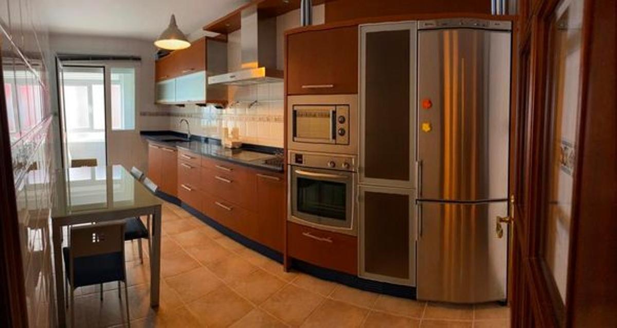 Piso en venta en Noia, A Coruña
