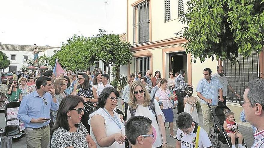 TODA La comunidad salesiana festeja el día de maría auxiliadora