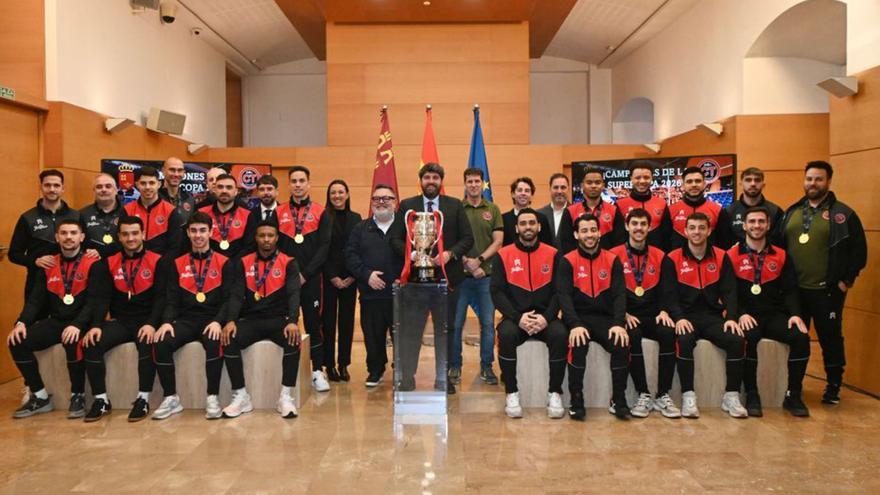 Doble recepción al campeón de la Supercopa