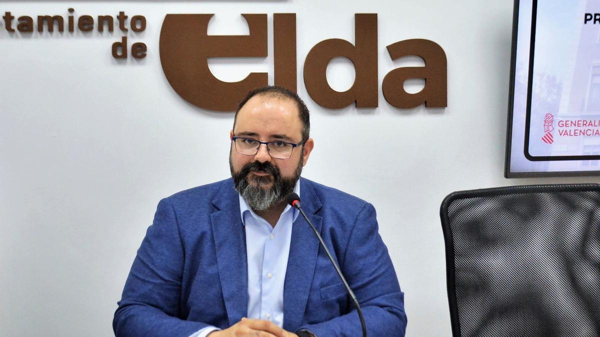 Jesús Sellés, diputado autonómico socialista y concejal de Modernización de Elda.