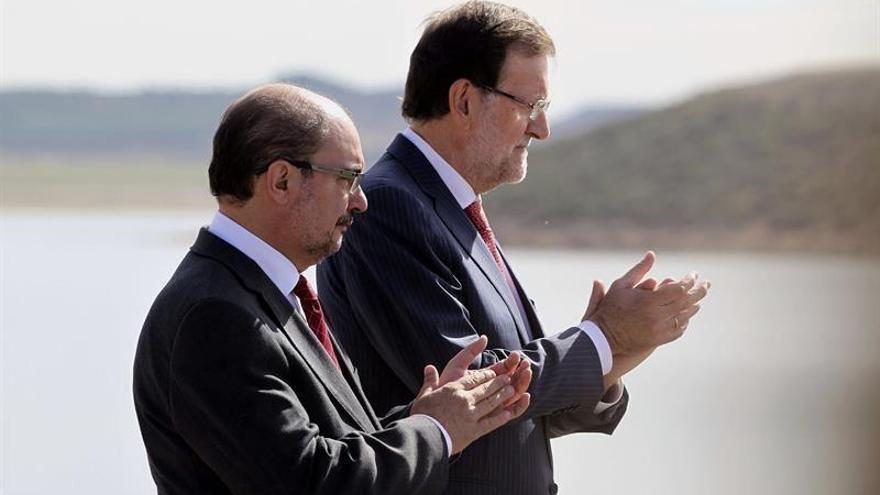 Rajoy transmite a Lambán el mensaje de tranquilidad que ha emitido el Grupo PSA
