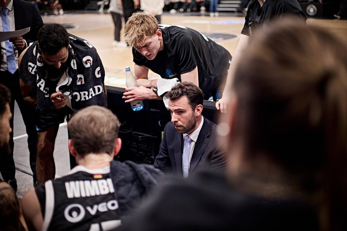 Imatges de l'Hamburg Towers-Baxi Manresa