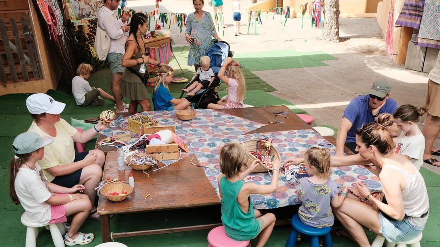 Actividades y animación infantil en True Hippie Market.