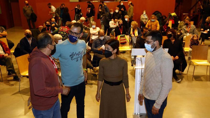 Raúl Ariza, Javier Gimeno, Sira Rego y Álvaro Sanz, este sábado, antes de intervenir en la asamblea local de Zaragoza. |