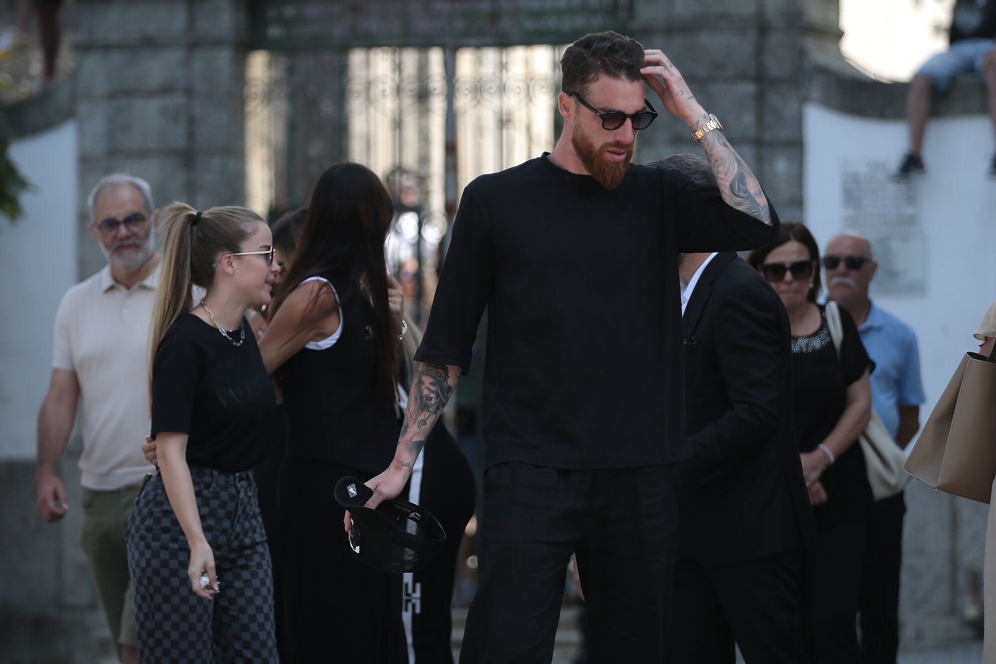 Gondomar (Portugal), 05/07/2025.- Portuguese goalkeeper Jose Sa steps out of the church after the funeral ceremony of late Portugal's player Diogo Jota and his brother Andre Silva, in Gondomar, Portugal, 05 July 2025. Jota and his brother died in a car accident in Spain on 03 July 2025. (España) EFE/EPA/MANUEL FERNANDO ARAUJO