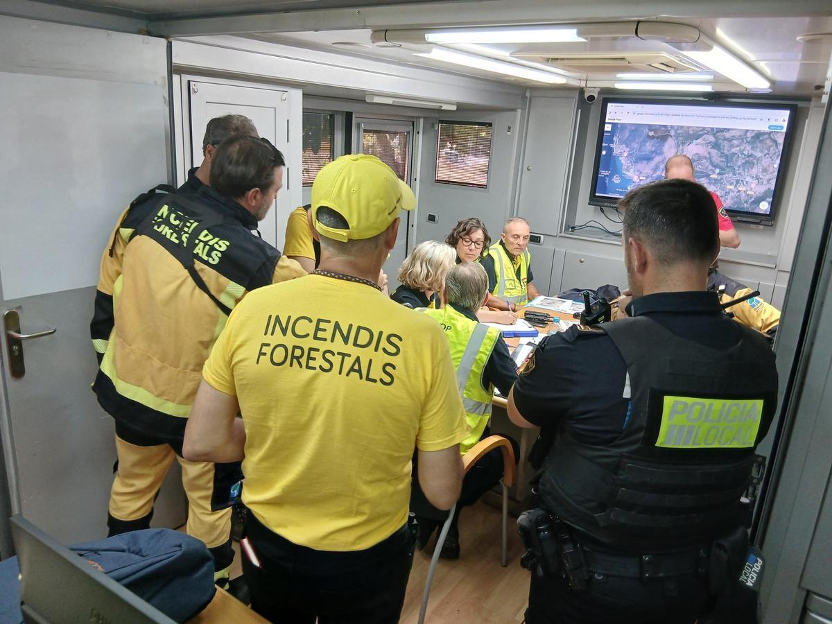 FOTOS | El gran simulacro de incendio forestal en Andratx, en imágenes