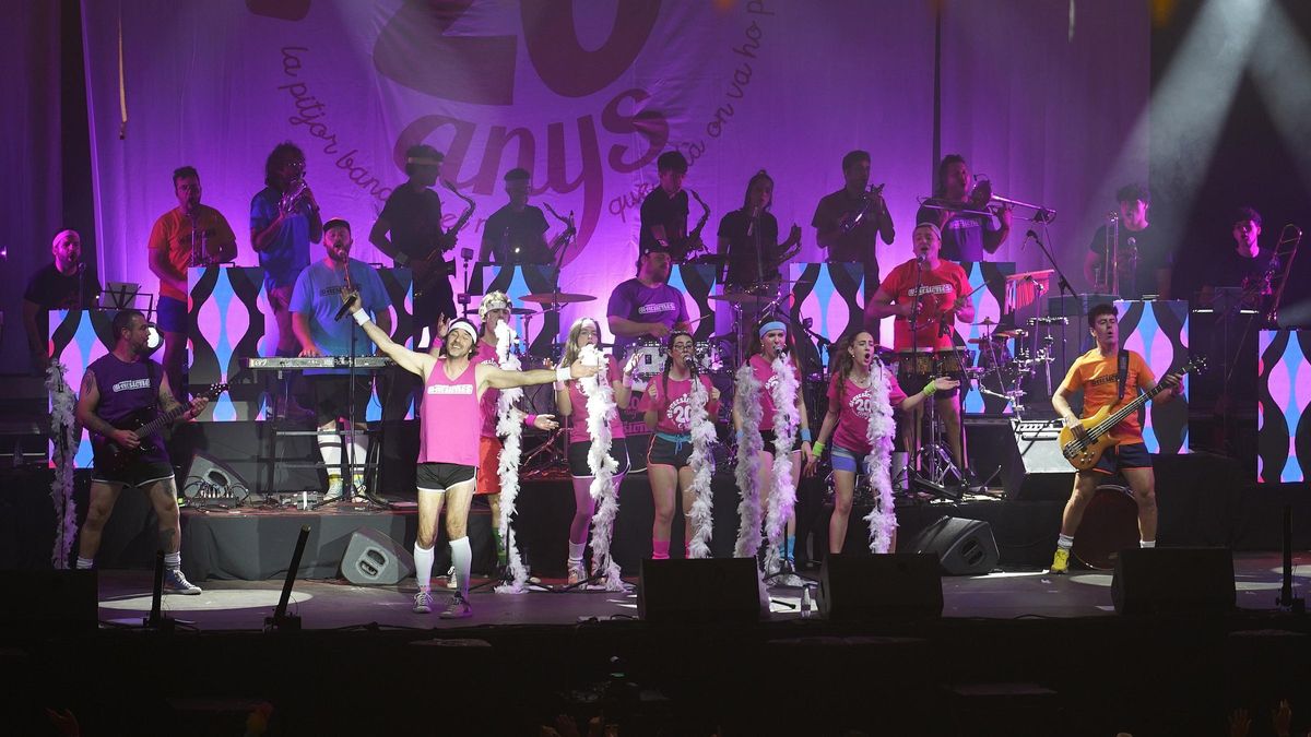 Imatge d'arxiu d'un concert de l'Orquestra Di-Versiones, que actuaran durant la Festa Major de Sant Feliu de Guíxols.