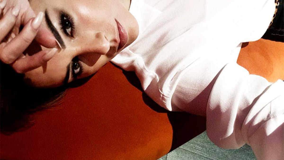 El 'selfie' de Blanca Suárez con camisa blanca