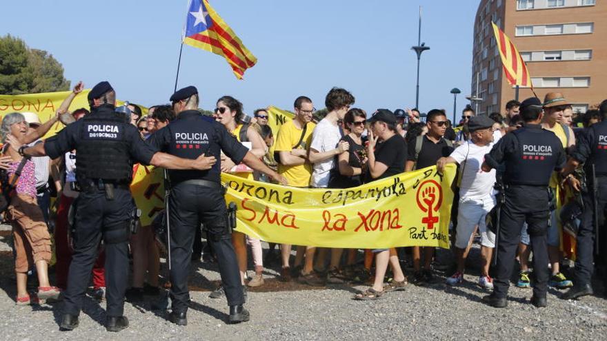 Concentracions a Tarragona per la presència de Felip VI als Jocs Mediterranis