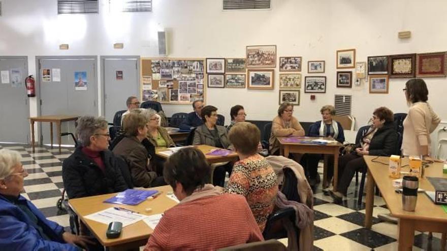 El taller de memoria arranza con 42 participantes