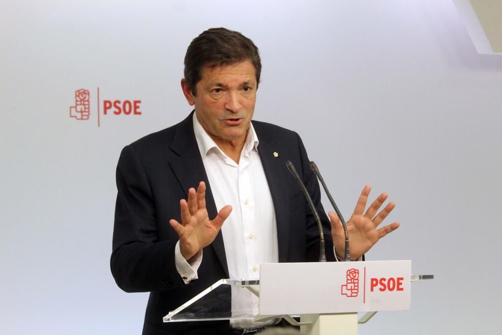 Primera reunión de la gestora del PSOE