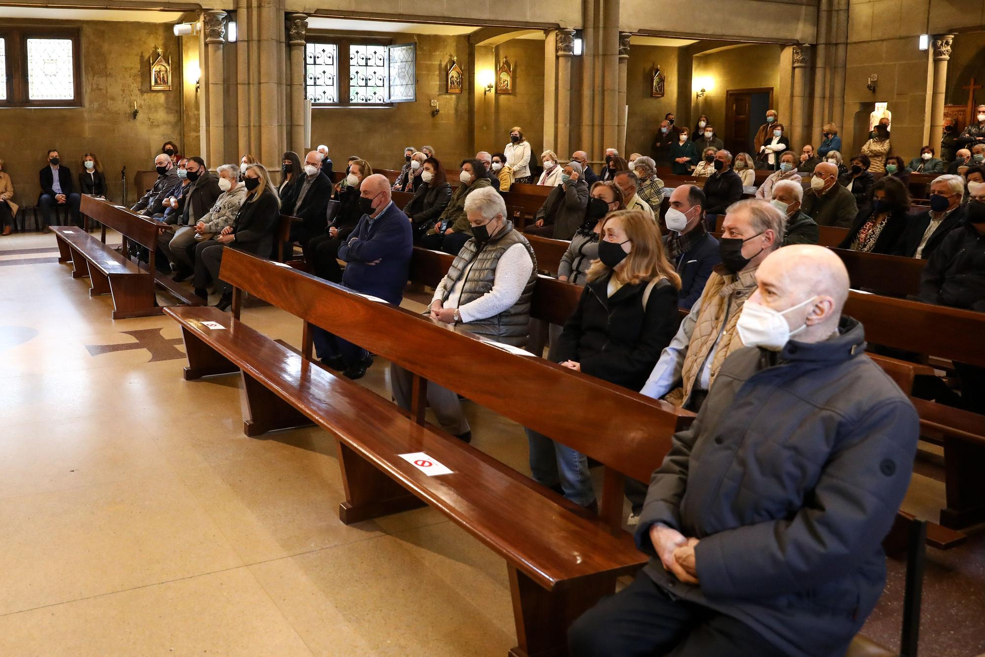 Funeral en Gijón por Isidoro Cortina