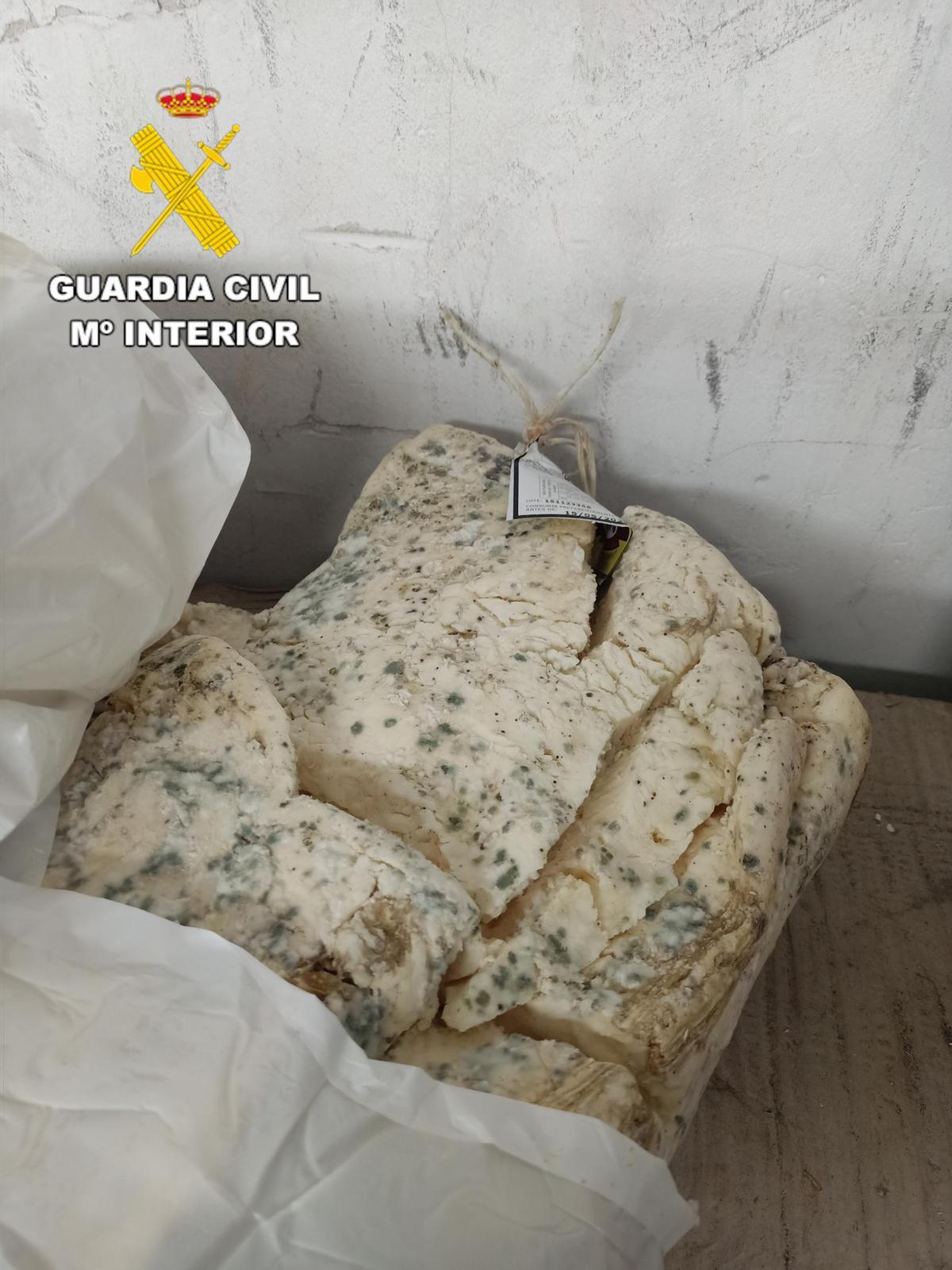 Intervenido un almacén clandestino con cientos de kilos de carne en mal estado