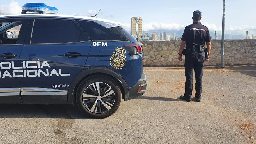 Seis detenidos en Benidorm por allanamiento de morada tras ocupar dos bungalows y un chalet