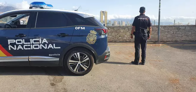 Seis detenidos en Benidorm por allanamiento de morada tras ocupar dos bungalows y un chalet